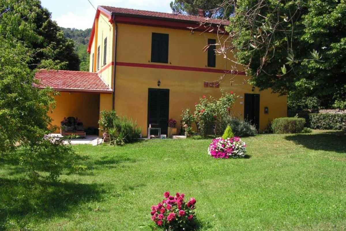 A Casa Di Antonio Hotell Lucca Eksteriør bilde